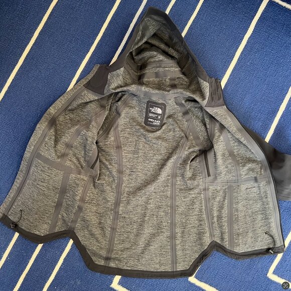 North Face Apex Flex Gore Tex Jacket - Picture 3 of 9